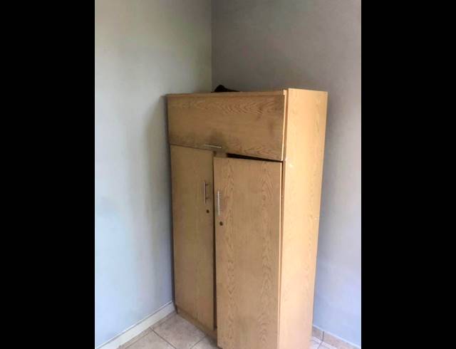 5 BEDROOM APARTMENT FOR SALE IN SUNNYSIDE
